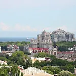Appartement красивая в центре одессы *
