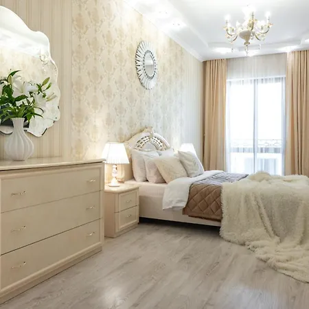 красивая в центре одессы Apartman