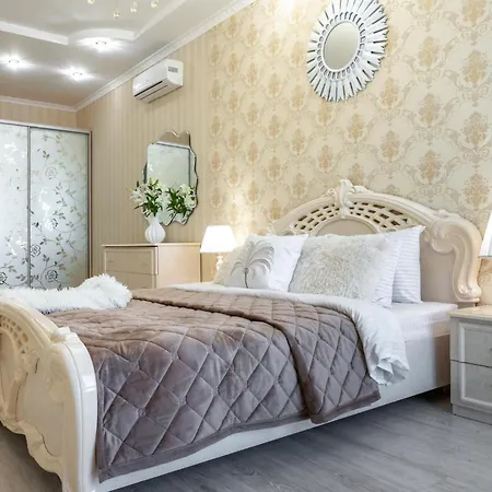 Apartments Arnautsky *